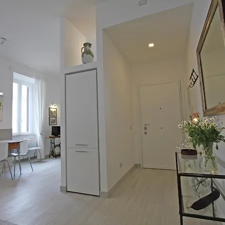 Apartment Quattro Cantoni Rom